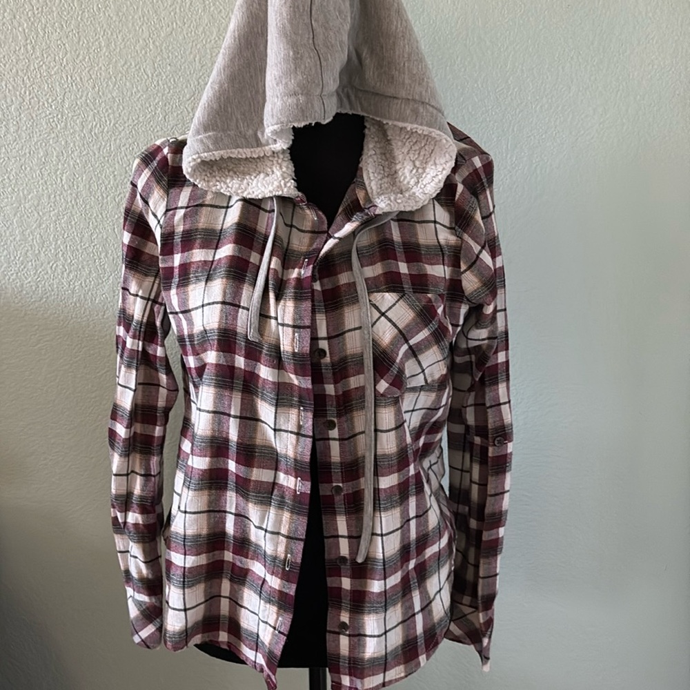 Flannel plaid long sleeve with fleece hood